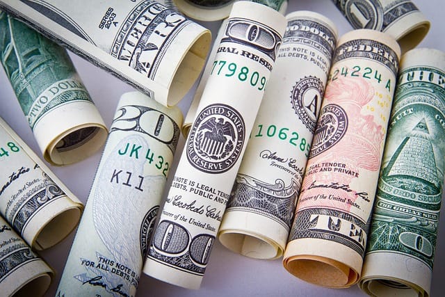 How does federal funding impact Roseville?